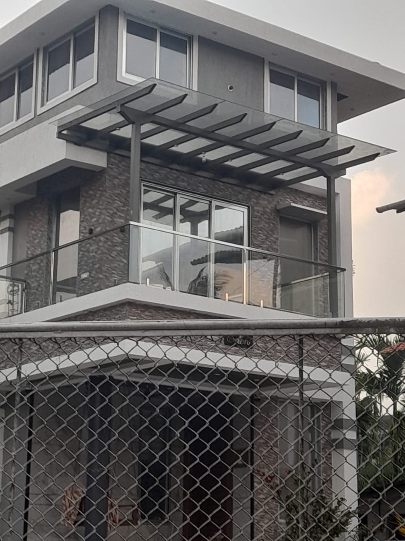 Real Classic Tuff glass canopy project